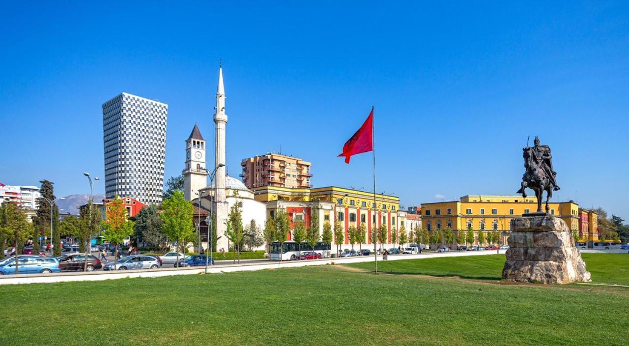 Central Apartment 2, Tirana Exterior photo